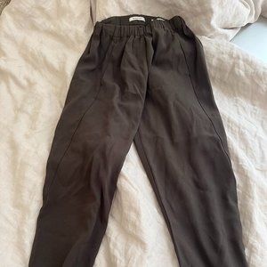 Babaton Dark Green Artizia Cropped Jogger Style Pants Size 0